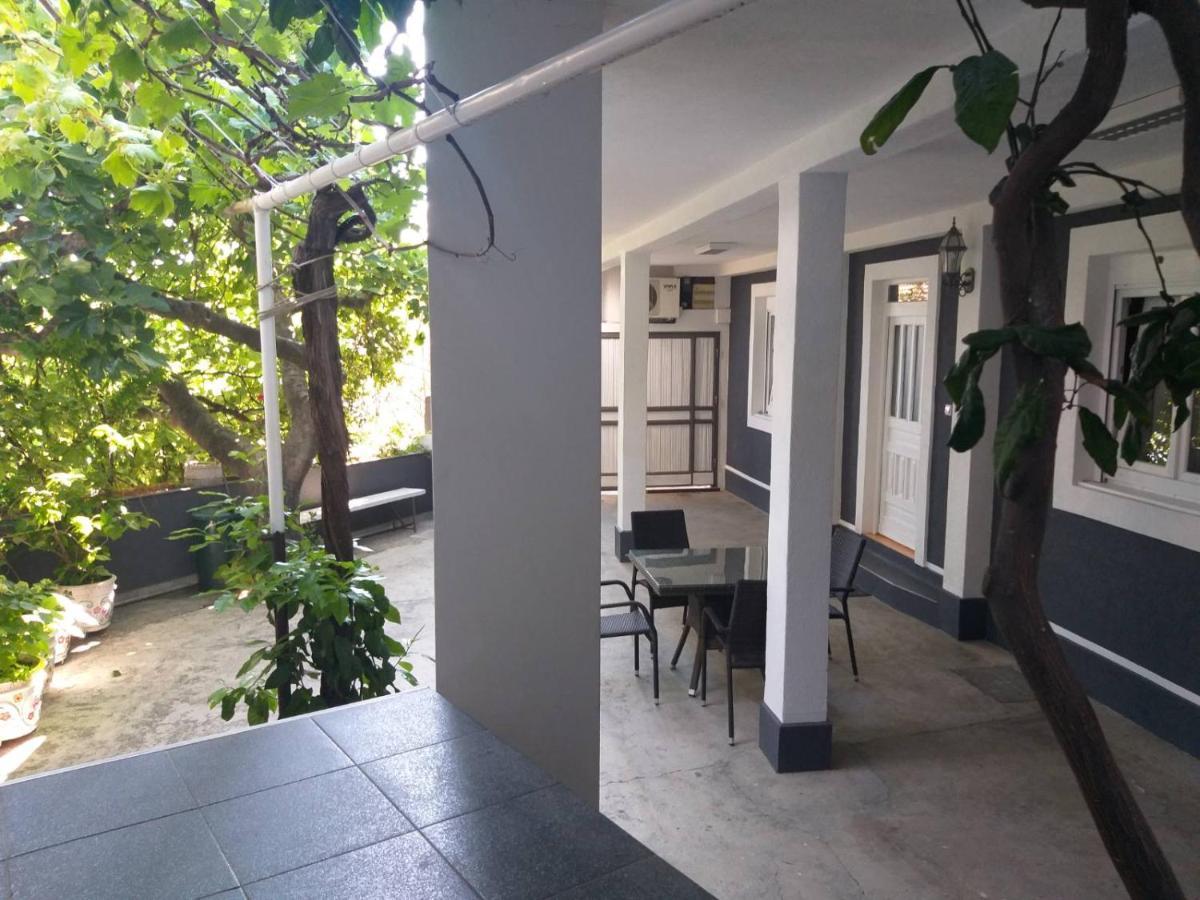 Luka Apartment Ulcinj Exterior photo