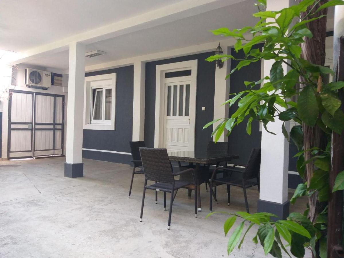 Luka Apartment Ulcinj Exterior photo